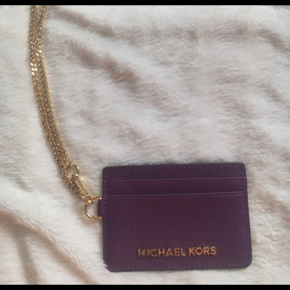 Micheal kors chain wallet